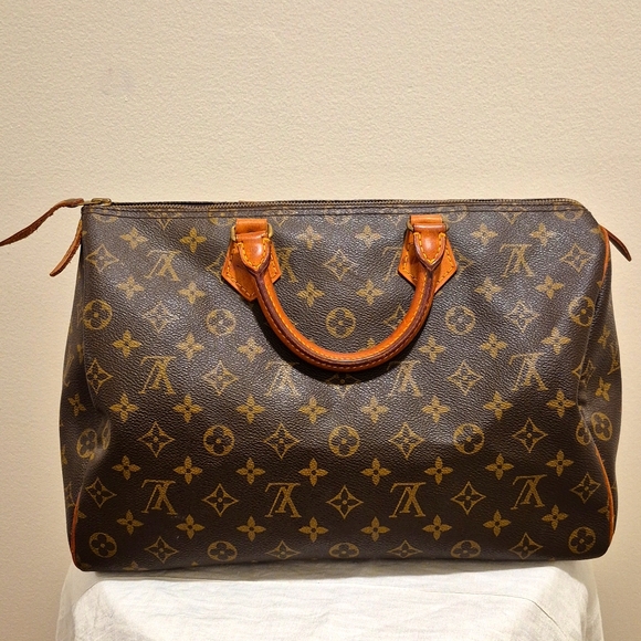 Louis Vuitton Speedy 35 bag 14x9.5x7.5 - Picture 2 of 8
